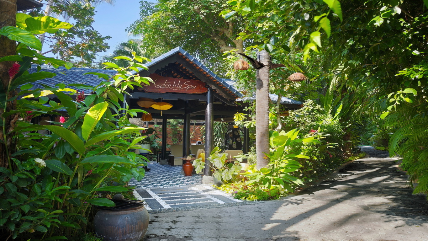 Thư Giãn Tái Tạo Năng Lượng Cùng Hệ Thống Water Lily Spa Trứ Danh