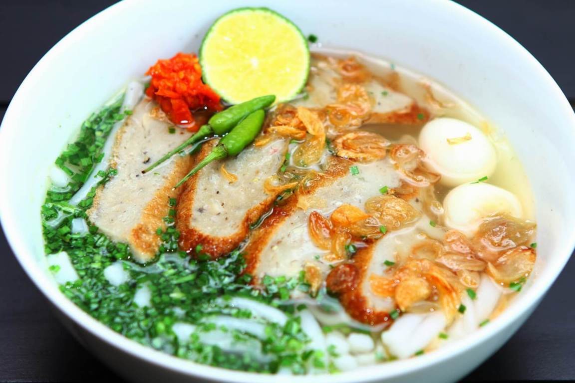 Miếng Chả Cá Dai Giòn Sần Sật Mang Đậm Hương Vị Đại Dương Miếng Chả Cá Dai Giòn Sần Sật Mang Đậm Hương Vị Đại Dương