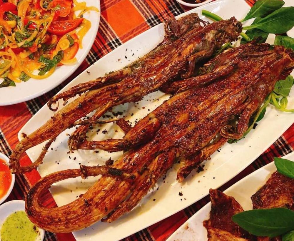 Dông Nướng Mũi Né Món Nhậu Đỉnh: Khám Phá Đặc Sản Vùng Hoang Mạc Cát Và Địa Chỉ Quán Ngon Trứ Danh Dông Nướng Mũi Né Món Nhậu Đỉnh: Khám Phá Đặc Sản Vùng Hoang Mạc Cát Và Địa Chỉ Quán Ngon Trứ Danh