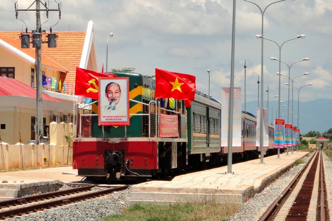 Tại Sao Nên Chọn Trải Nghiệm Đi Tàu Hỏa Đến Mũi Né? Tại Sao Nên Chọn Trải Nghiệm Đi Tàu Hỏa Đến Mũi Né?