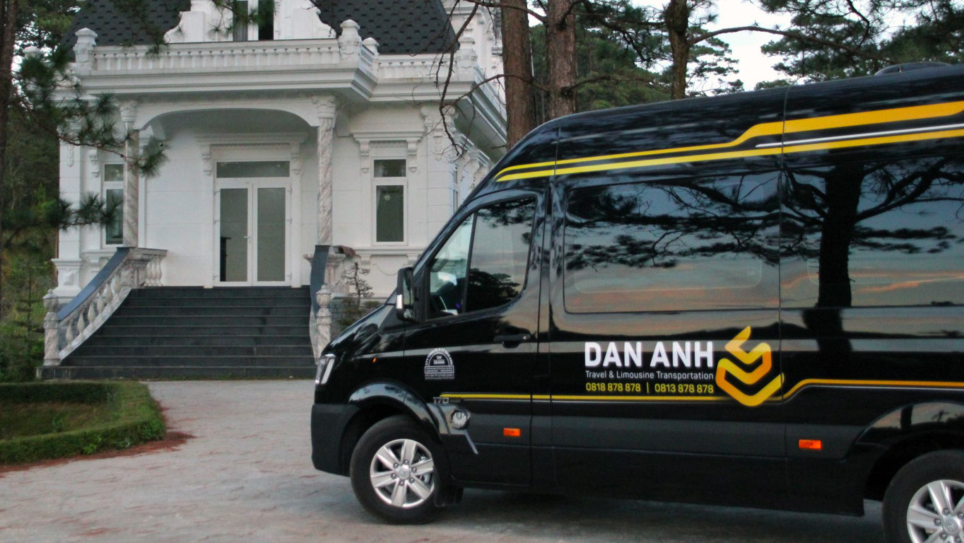 Nhà Xe Đan Anh Limousine Đỉnh Cao Của Sự Thân Thiện Và Phục Vụ Chu Đáo Nhà Xe Đan Anh Limousine Đỉnh Cao Của Sự Thân Thiện Và Phục Vụ Chu Đáo